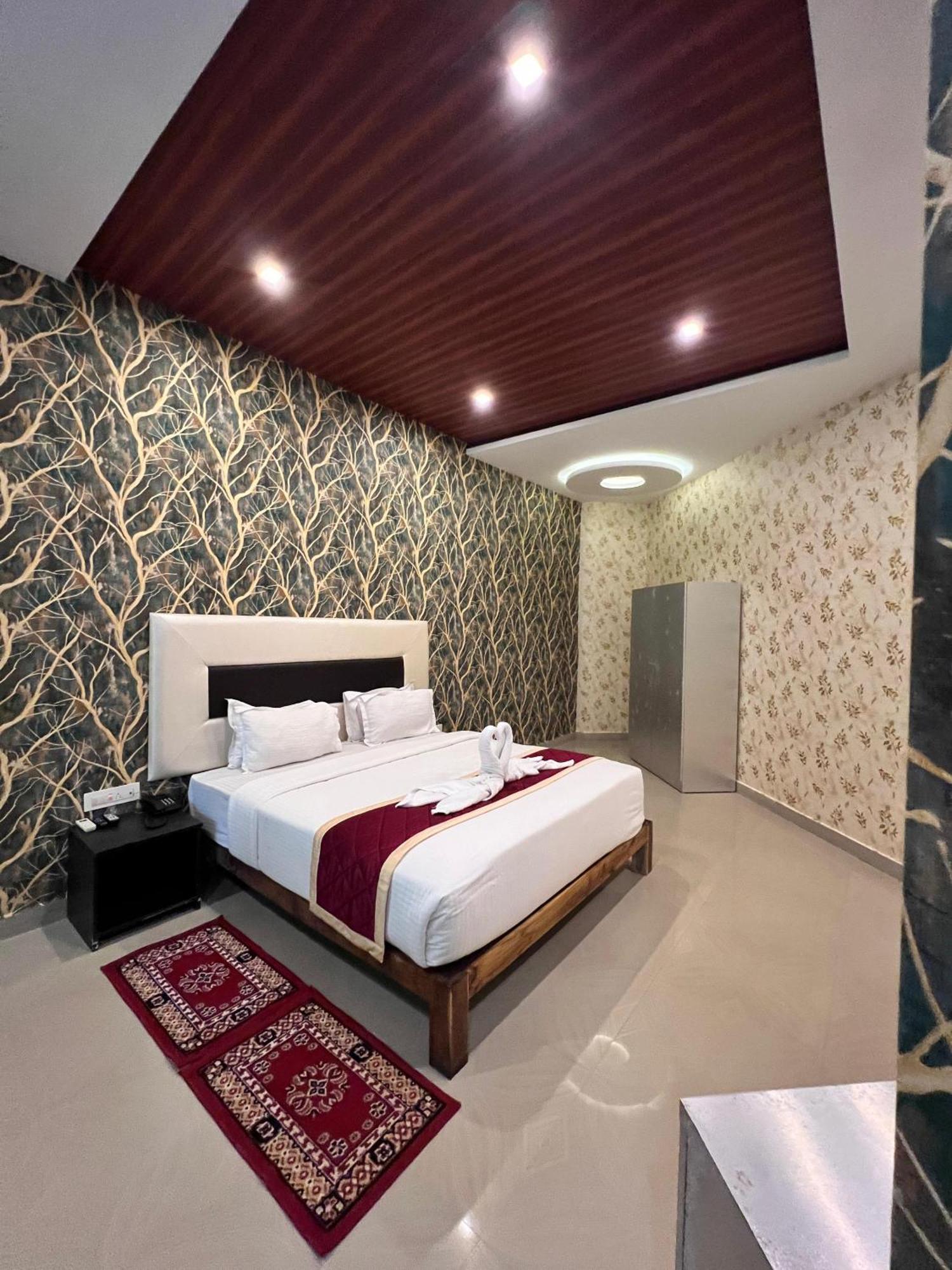Coorg Nesara Hotel And Resort Kushālnagar Exteriör bild