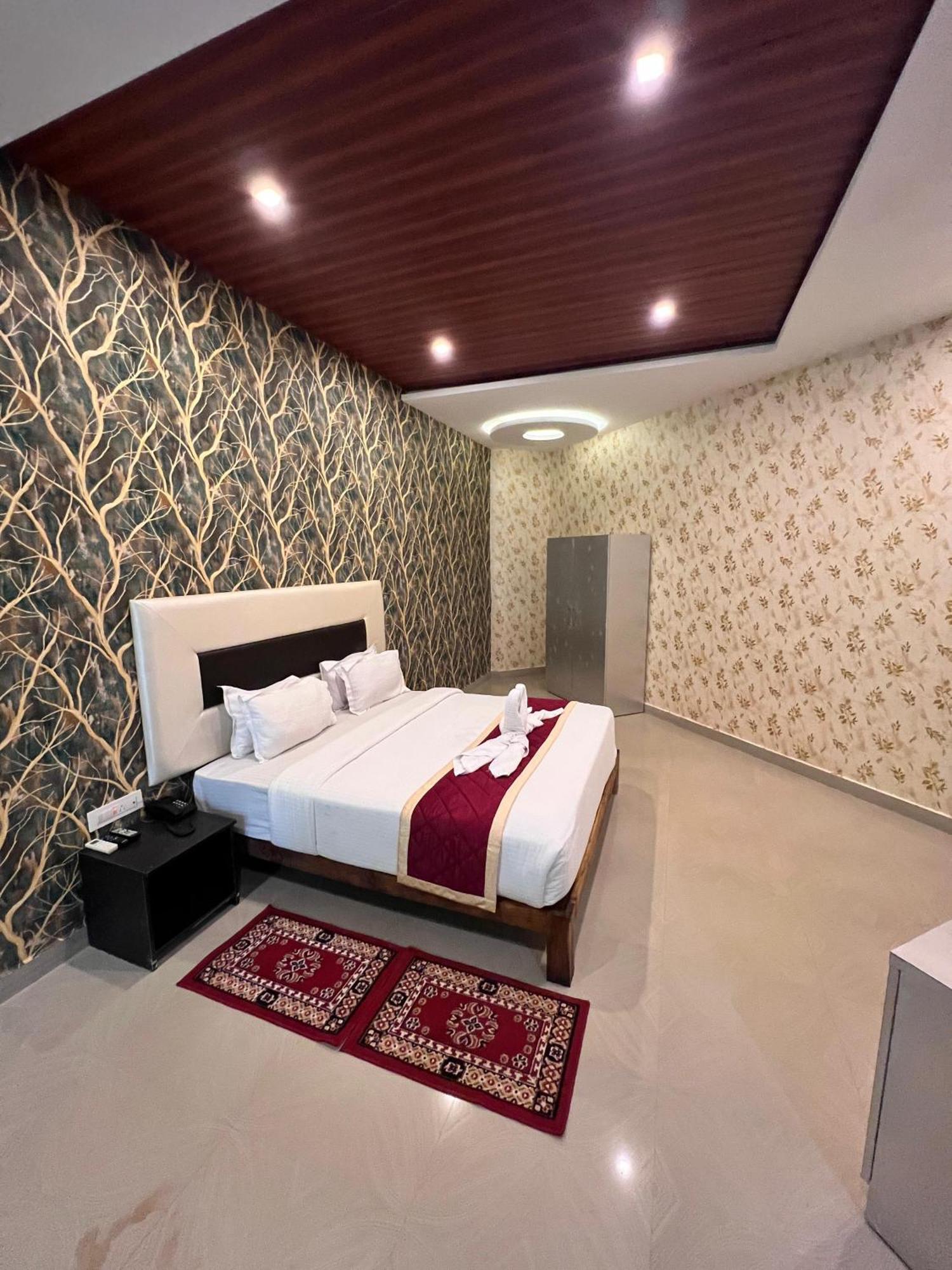 Coorg Nesara Hotel And Resort Kushālnagar Exteriör bild